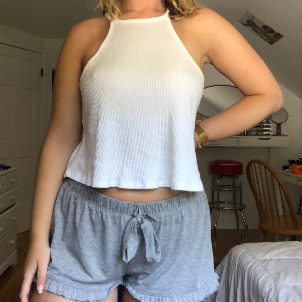 white ribbed tank